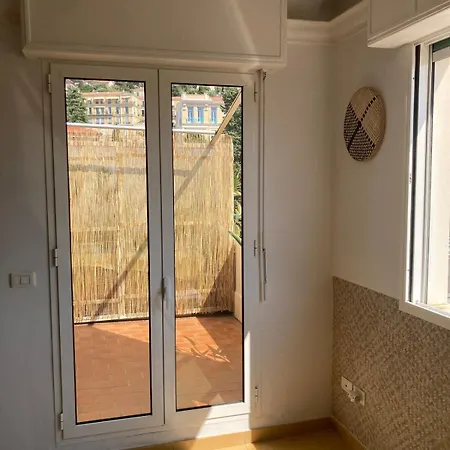 Avec Terrase Dans Le Centre * Menton