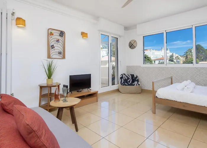 Avec Terrase Dans Le Centre Apartment *