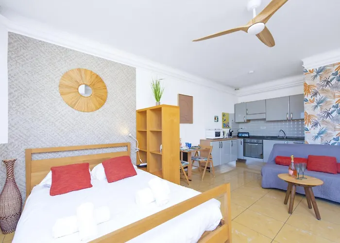 아파트 Avec Terrase Dans Le Centre 멍똥