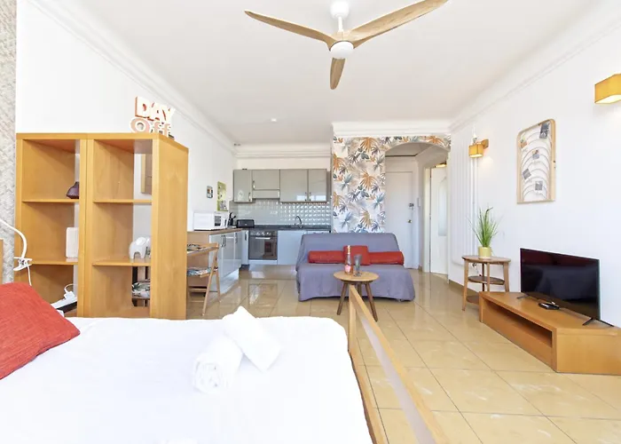 Avec Terrase Dans Le Centre 멍똥