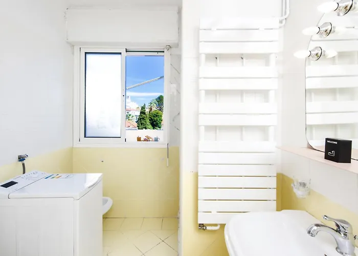 Avec Terrase Dans Le Centre 아파트 *